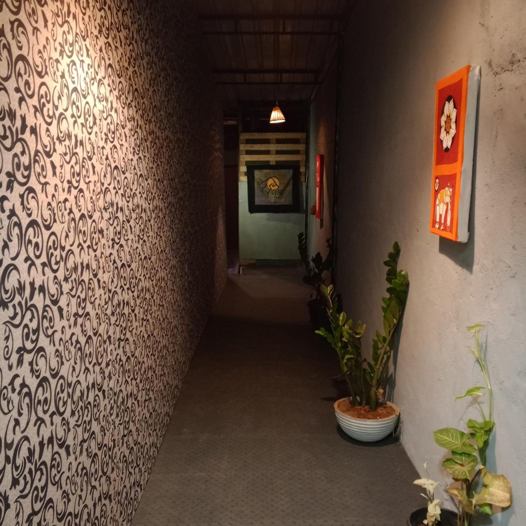 Yak City Apartments キャンディー エクステリア 写真